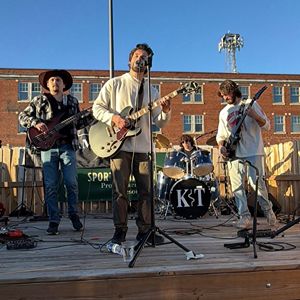 KALAMIT̄ at Sportsman's Tap